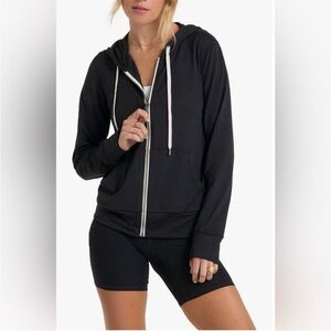 Vuori Women's halo Zip-Up Hoodie
